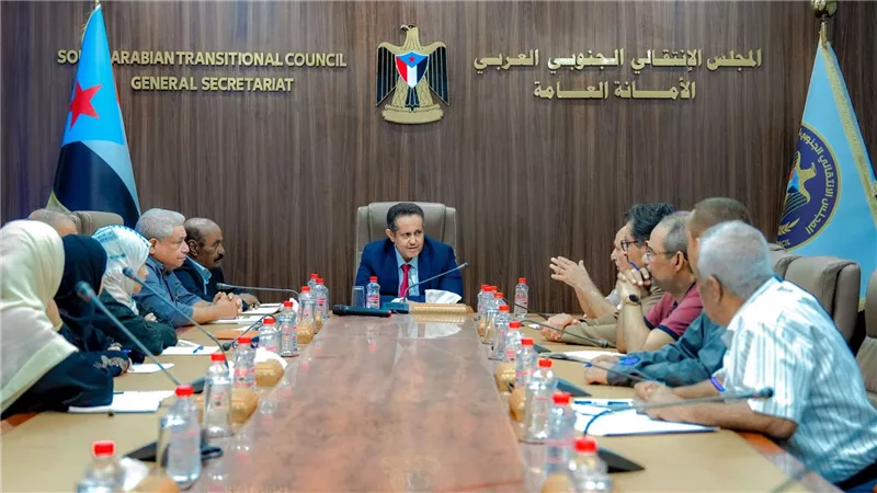اللجنة العليا للتصعيد الثوري الشعبي تؤكد استمرار التصعيد وتدين اقتحام مقر نقابات عمال الجنوب في عدن