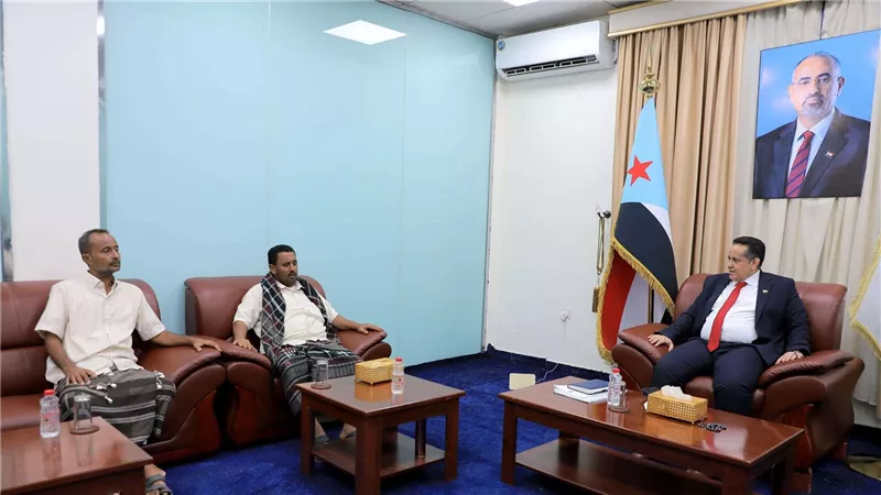 الأمين العام يطلع على أوضاع الجبهات الحدودية الجنوبية في الصبيحة ويؤكد دعم جهود حماية حدود الجنوب