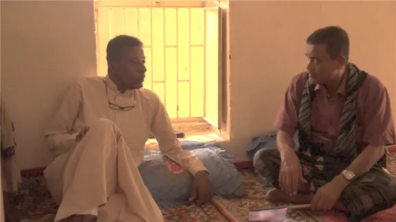 التميمي يطمئن على صحة مدير إدارة التعليم بالهيئة التنفيذية المساعدة بوادي وصحراء حضرموت 