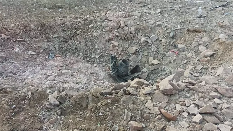 مليشيا الحوثي تستهدف مدرسة تؤوي نازحين بالمضاربة ورأس العارة ومطالبات بموقف دولي