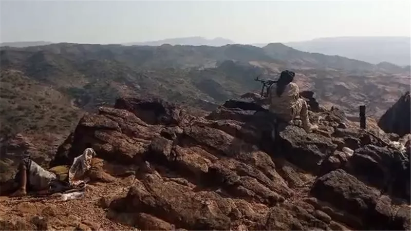 القوات الجنوبية وقبائل الصبيحة تحبط هجمات الحوثيين وتطهر مواقع استراتيجية في كهبوب
