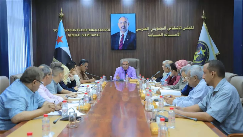 الأمانة العامة تقف أمام المشهد العسكري في جبهات القتال وتحذر من المساس بهوية الجنوب