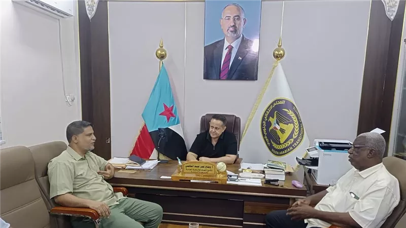 الحالمي: من يقدّم الشهداء دفاعا عن الجنوب لن يقبل المساس برايته ونشيده