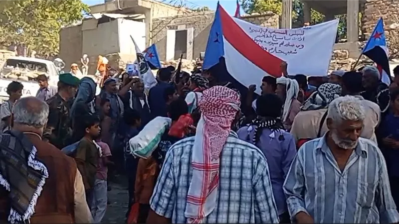 مسيرة جماهيرية حاشدة في سباح رفضاً لما يسمى بالمجالس التنسيقية