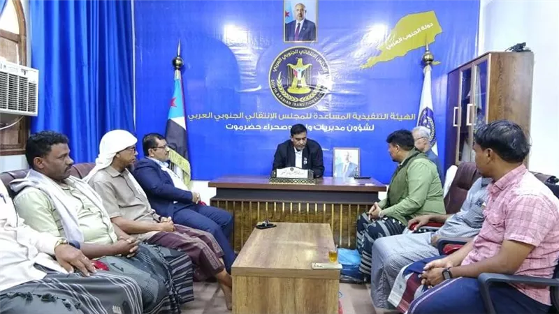 التميمي يلتقي وفدًا من معلمي حورة ووادي العين ويؤكد أهمية دور المعلم في بناء الأجيال