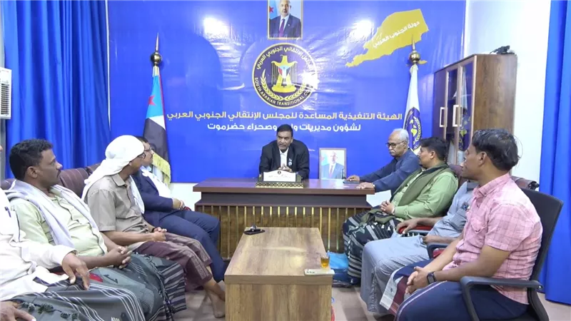التميمي يلتقي وفدًا من معلمي حورة ووادي العين ويؤكد أهمية دور المعلم في بناء الأجيال 