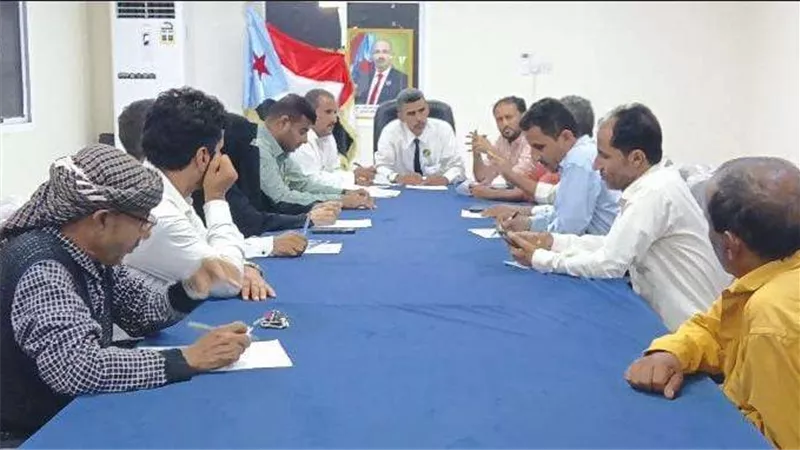 انتقالي لحج يشدد على ترجمة مضامين خطاب الرئيس الزُبيدي والتعبئة الشعبية لرفد الجبهات